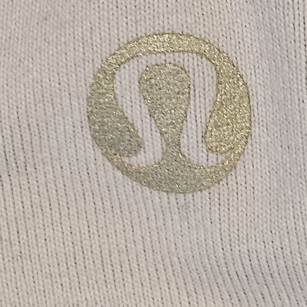 Lululemon Bundle of Three Shelf-bra Tanks, Sz. 8 - Picture 7 of 10